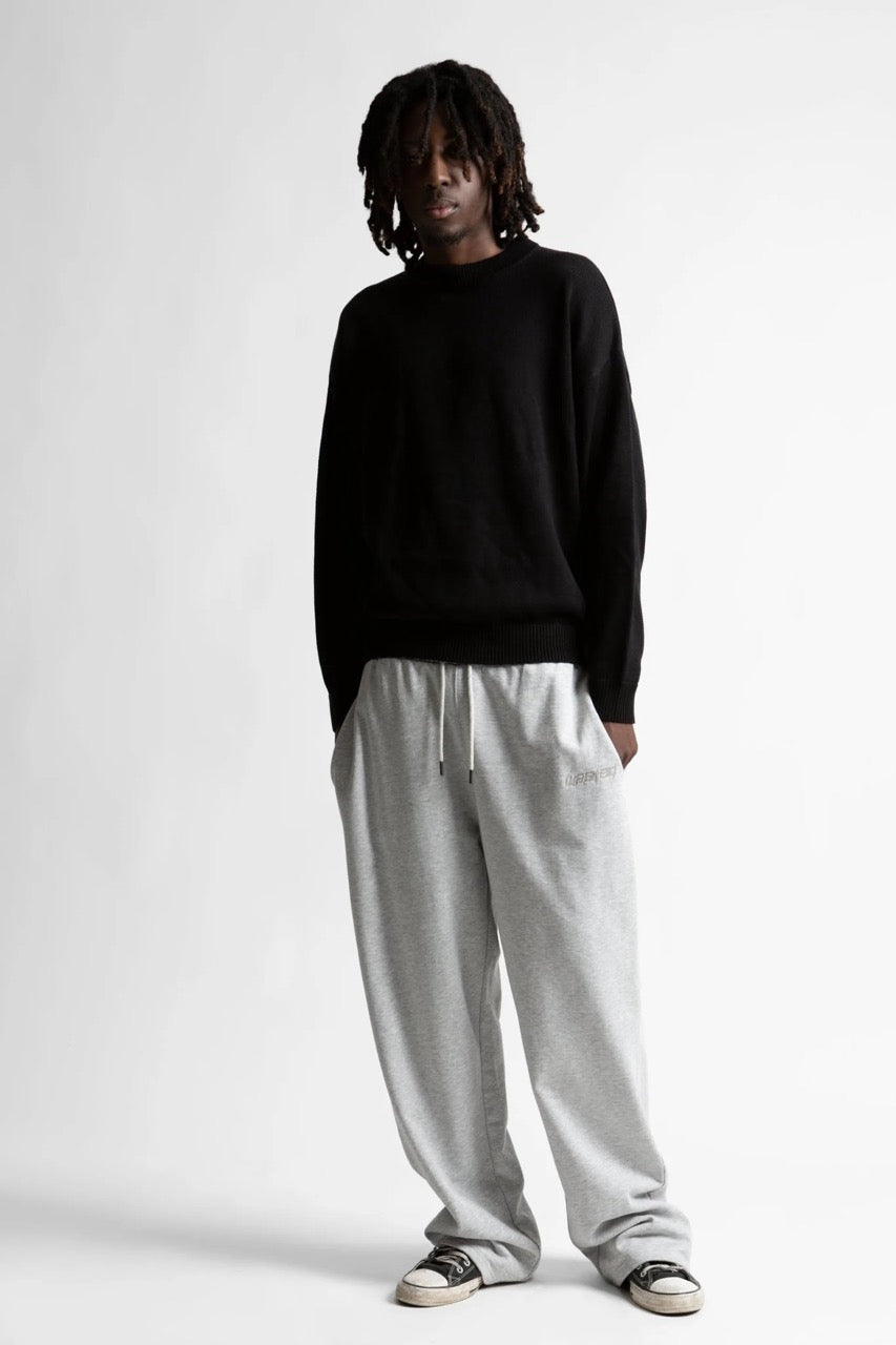BURY SWEATER - BLACK