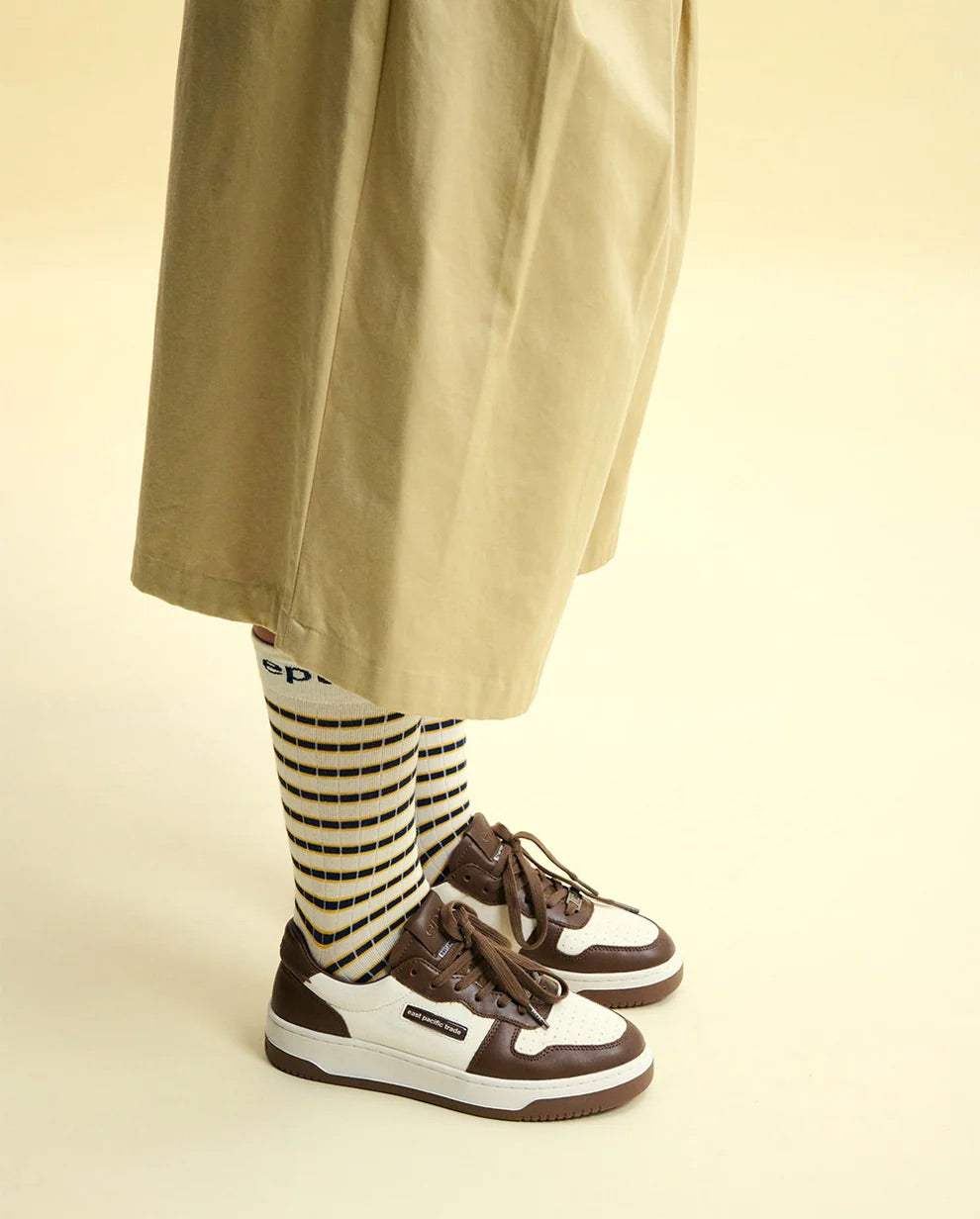 Court (Brown / White)