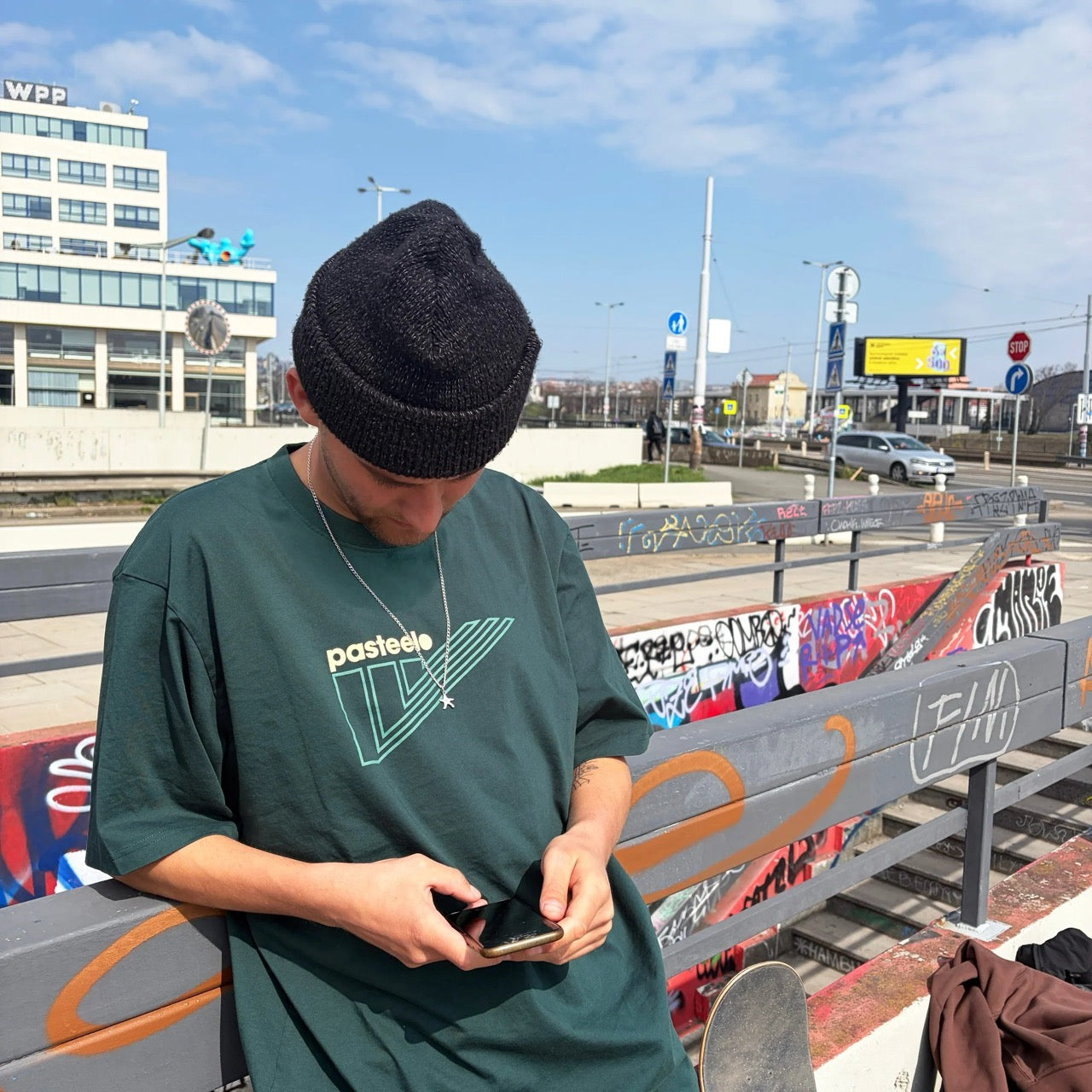 GROOVES TEE - KAFFE