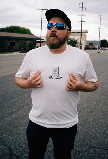 SCI FI FANTASY GRAVSTEN TEE HVID