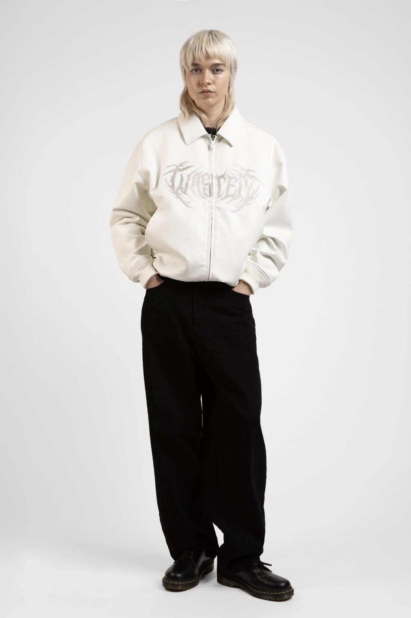 SIGNATURE CASPER HOSE - SCHWARZ