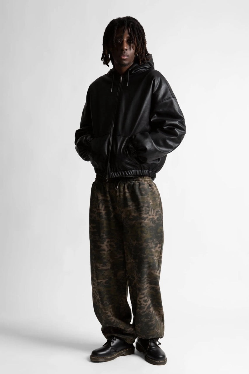 KINGDOM CURVE SHELTER JACKET - BLACK