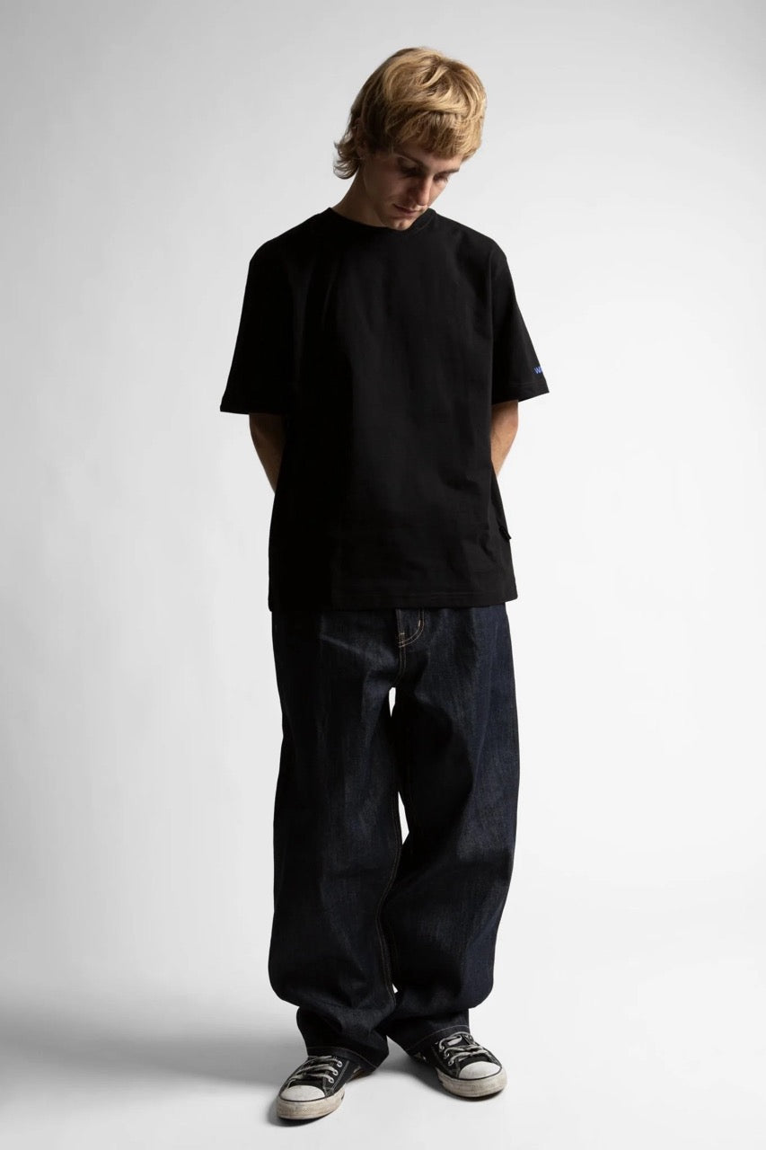 KNOW WHAT I MEAN T-SHIRT - BLACK